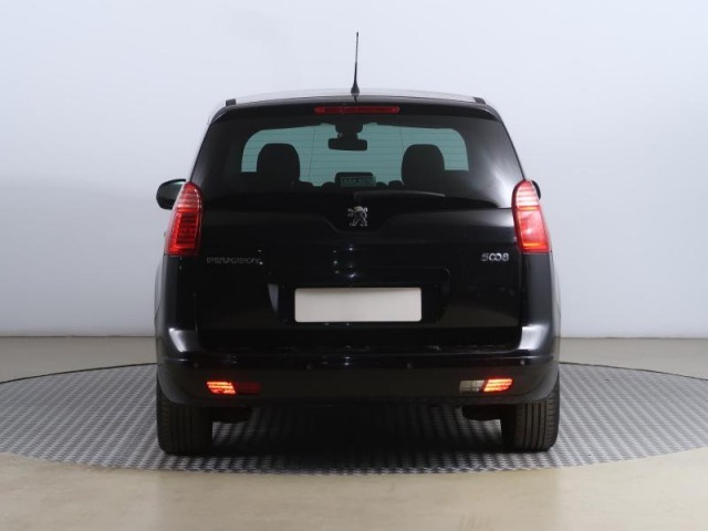 Peugeot 5008  1.6 HDi 