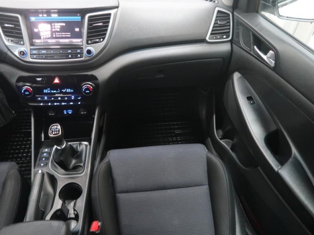 Hyundai Tucson  1.7 CRDi 