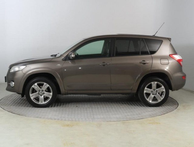 Toyota RAV 4  2.2 D-4D 
