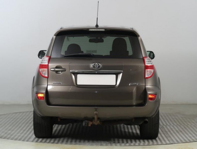 Toyota RAV 4  2.2 D-4D 