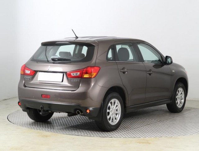 Mitsubishi ASX  1.6 MIVEC 