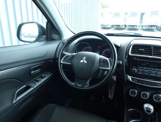 Mitsubishi ASX  1.6 MIVEC 