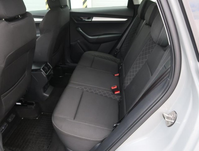 Škoda Karoq  1.0 TSI 