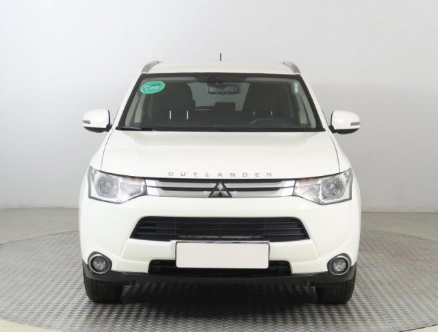 Mitsubishi Outlander  2.0 