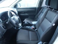 Mitsubishi Outlander  2.0 