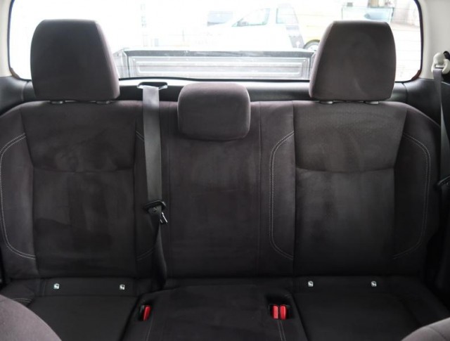 Nissan Navara  2.3 dCi 