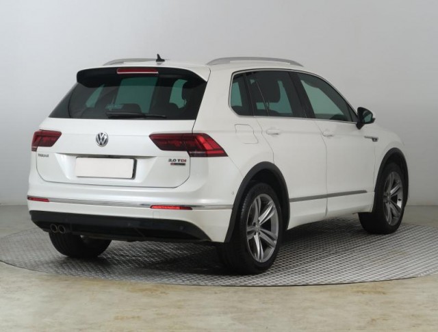 Volkswagen Tiguan  2.0 TDI R-Line