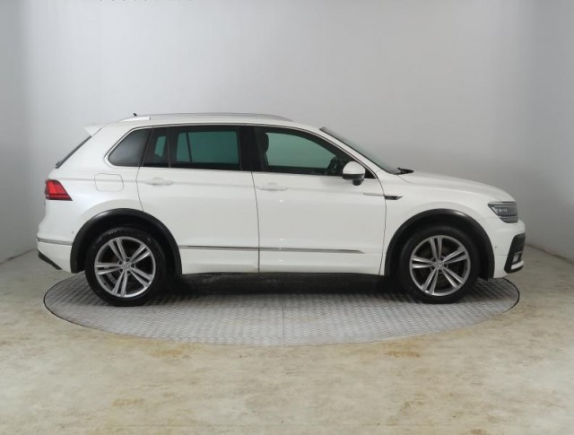 Volkswagen Tiguan  2.0 TDI R-Line