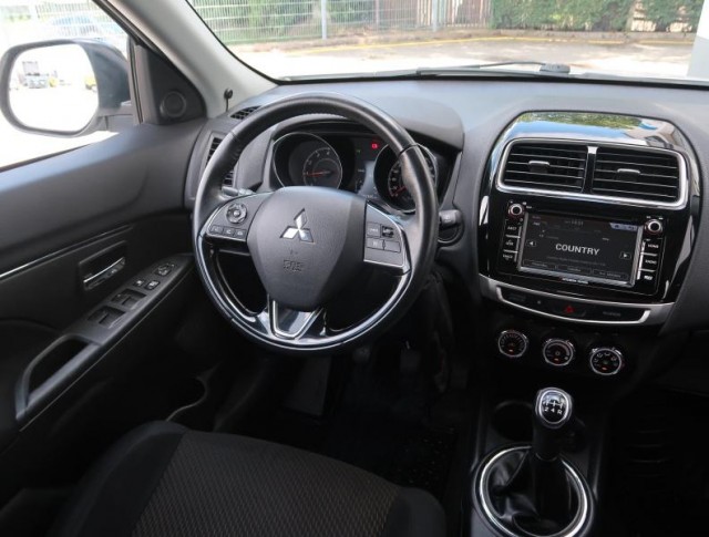 Mitsubishi ASX  1.6 MIVEC 