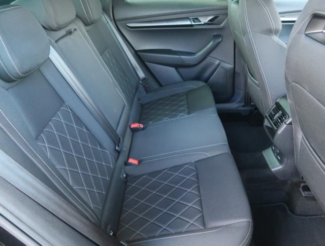 Škoda Karoq  1.5 TSI Sportline