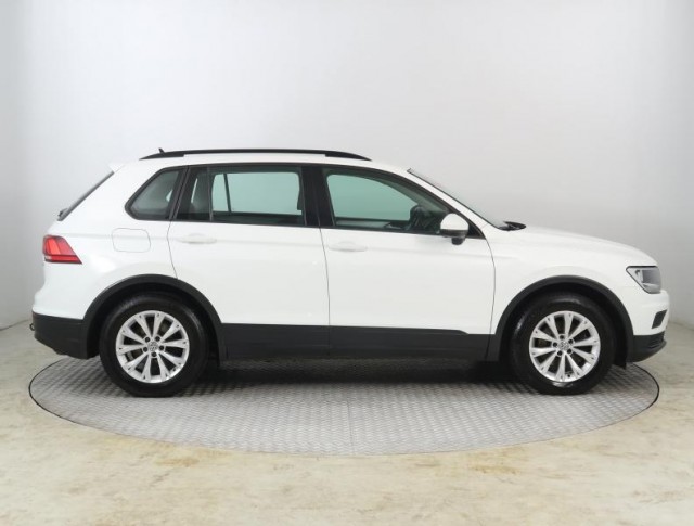 Volkswagen Tiguan  2.0 TDI 