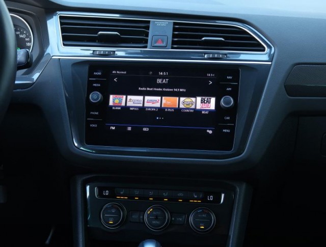 Volkswagen Tiguan  1.5 TSI R-Line