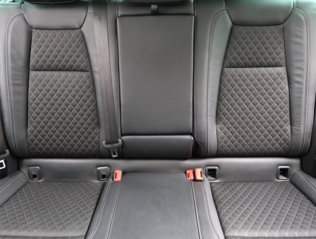 Škoda Karoq  1.5 TSI Style
