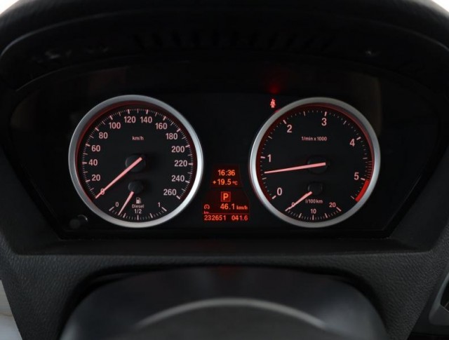 BMW X6  xDrive40d 