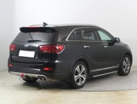 Kia Sorento  2.2 CRDi 