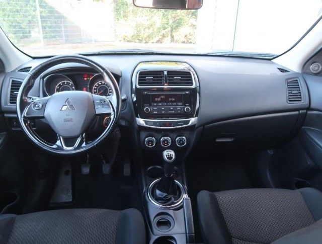 Mitsubishi ASX  1.6 MIVEC Intense