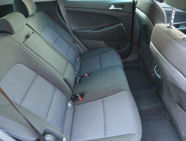 Hyundai Tucson  2.0 CRDi 