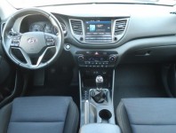 Hyundai Tucson  2.0 CRDi 