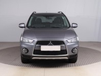 Mitsubishi Outlander  2.2 DI-D Intense