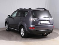 Mitsubishi Outlander  2.2 DI-D Intense