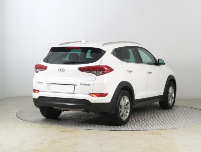 Hyundai Tucson  1.7 CRDi 