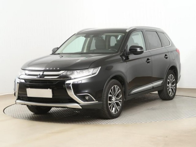 Mitsubishi Outlander  2.2 DI-D 