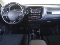 Mitsubishi Outlander  2.2 DI-D 