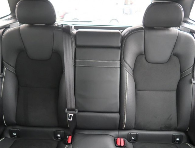 Volvo XC60  T5 AWD R-Design