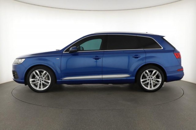 Audi Q7  3.0 TDI S-Line