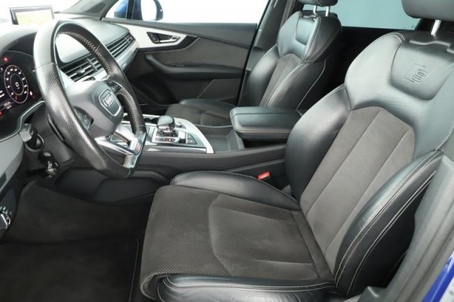 Audi Q7  3.0 TDI S-Line