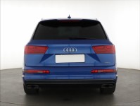 Audi Q7  3.0 TDI S-Line