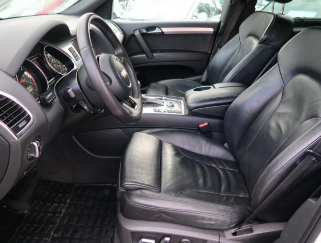 Audi Q7  3.0 TDI 