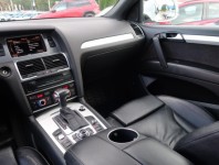 Audi Q7  3.0 TDI 