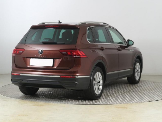 Volkswagen Tiguan  1.5 TSI Life