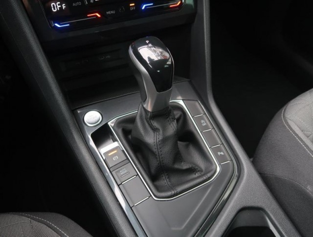 Volkswagen Tiguan  1.5 TSI Life