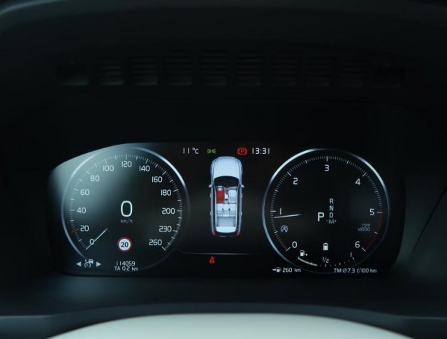 Volvo XC90  B5 AWD 