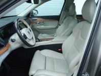 Volvo XC90  B5 AWD 