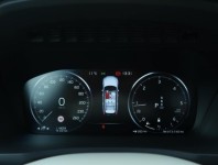 Volvo XC90  B5 AWD 