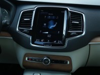 Volvo XC90  B5 AWD 