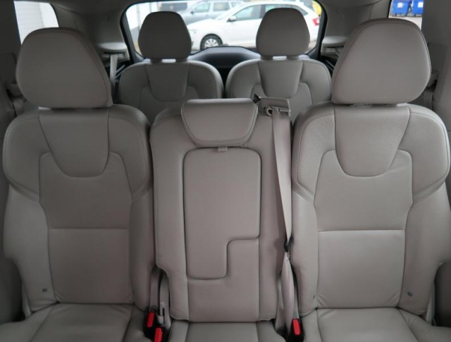 Volvo XC90  B5 AWD 