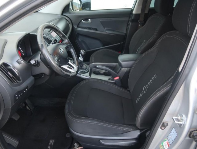 Kia Sportage  2.0 CRDi 