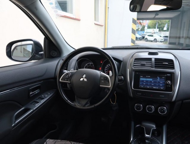 Mitsubishi ASX  2.2 DI-D 