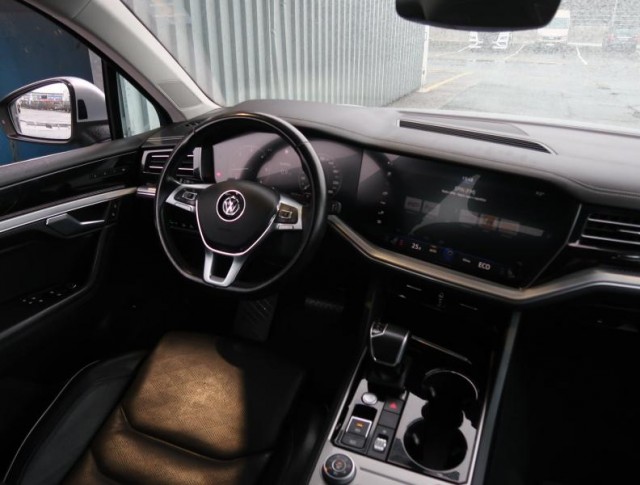 Volkswagen Touareg  3.0 TDI Elegance