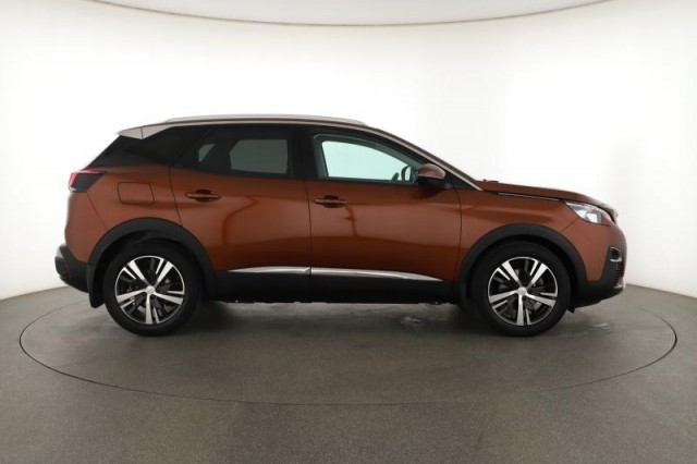 Peugeot 3008  1.2 PureTech 