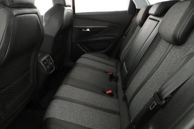 Peugeot 3008  1.2 PureTech 