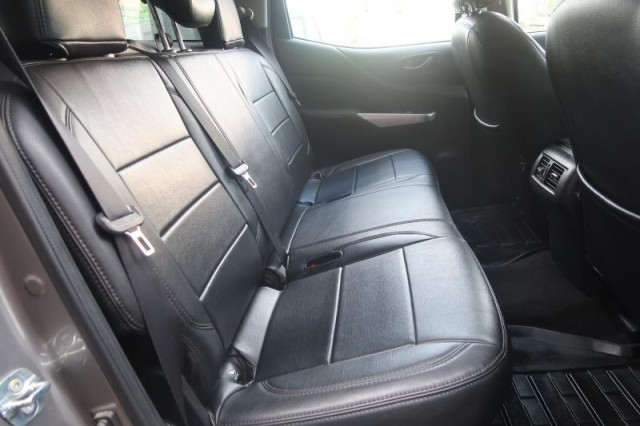 Nissan Navara  2.3 dCi 