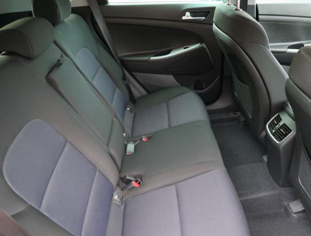 Hyundai Tucson  1.7 CRDi Adventure