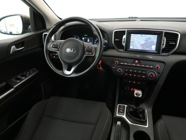 Kia Sportage  2.0 CRDi 