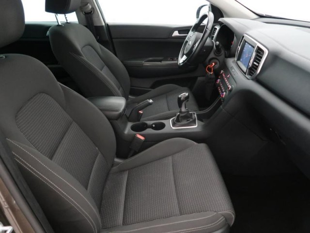 Kia Sportage  2.0 CRDi 