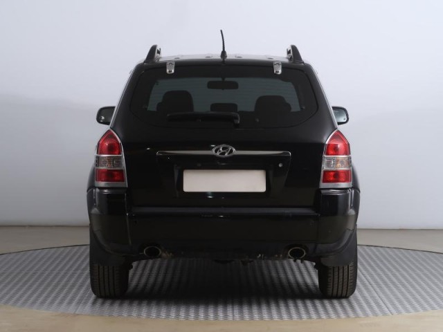 Hyundai Tucson  2.7 V6 